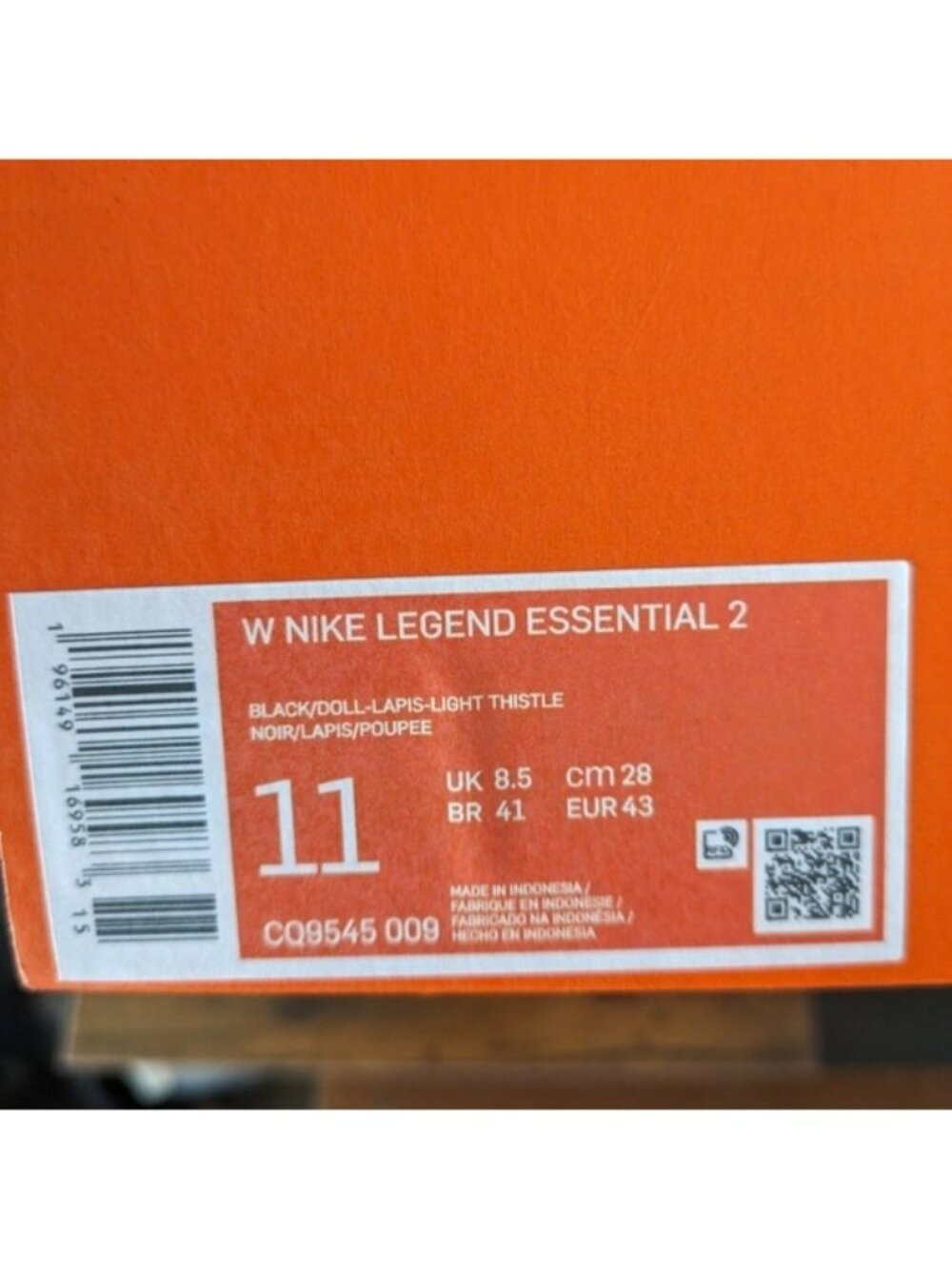 Nike Legend Essential 2 Women Size 11 New Black White Pink Blue 072026 - Picture 12 of 12